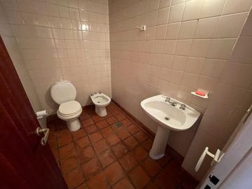 Venta casa 4 dorm. Centro Neuquen Capital