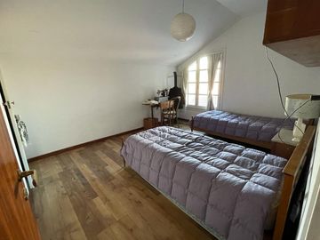 Venta casa 4 dorm. Centro Neuquen Capital