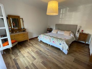 Venta casa 4 dorm. Centro Neuquen Capital