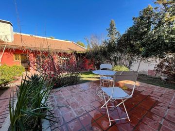 Venta casa 4 dorm. Centro Neuquen Capital