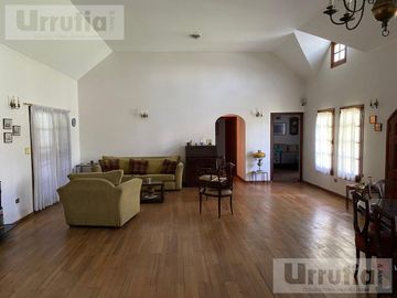 Casa - Moreno