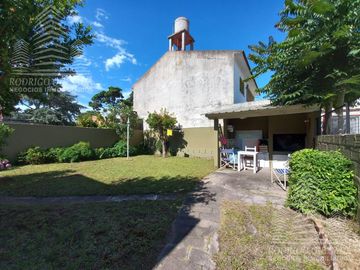 Venta de casa en la calle Salta 1577