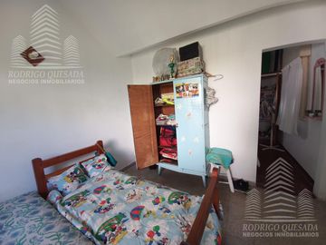 Venta de casa en la calle Salta 1577