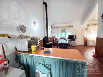 Venta de casa en la calle Salta 1577
