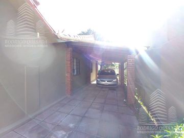 Venta de casa en la calle Salta 1577