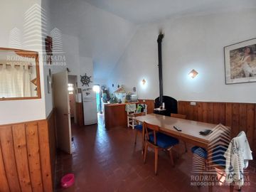 Venta de casa en la calle Salta 1577