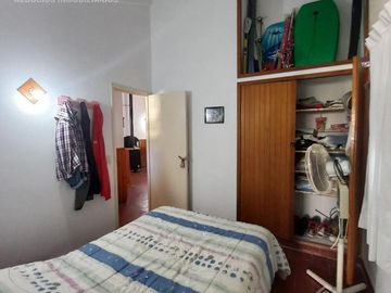 Venta de casa en la calle Salta 1577