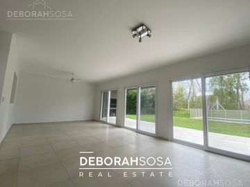 Casa en  Venta Puertos del Lago-zona norte-escobar-