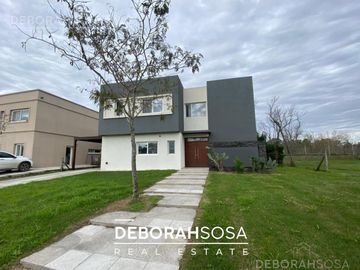 Casa en  Venta Puertos del Lago-zona norte-escobar-