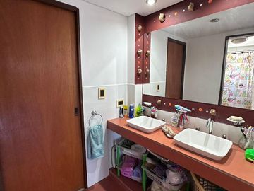 CASA EN VENTA EN EL CANTON AL AGUA- MAROTO PROPIEDADES -