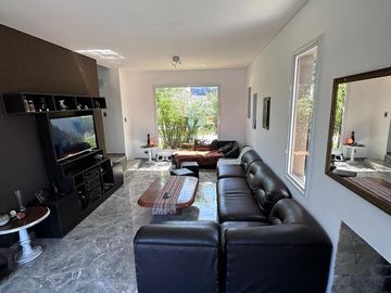 CASA EN VENTA EN EL CANTON AL AGUA- MAROTO PROPIEDADES -