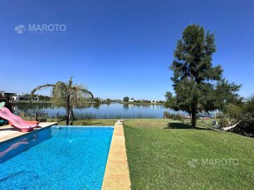 CASA EN VENTA EN EL CANTON AL AGUA- MAROTO PROPIEDADES -