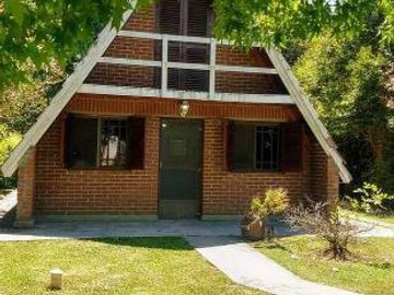 Casa quinta venta 2 dormitorios 2 baños68 mts 2 Terreno 323 mts 2 totales - Abasto