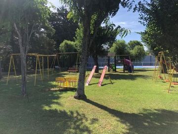 Casa quinta venta 2 dormitorios 2 baños68 mts 2 Terreno 323 mts 2 totales - Abasto