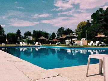 Casa quinta venta 2 dormitorios 2 baños68 mts 2 Terreno 323 mts 2 totales - Abasto