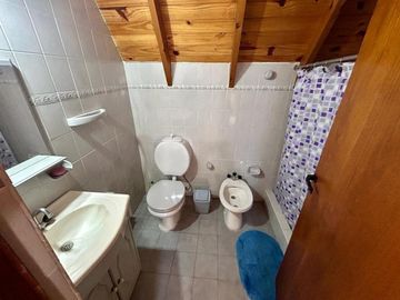 Casa quinta venta 2 dormitorios 2 baños68 mts 2 Terreno 323 mts 2 totales - Abasto