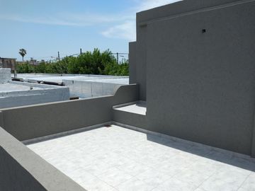 Venta - a Estrenar - Departamento 2 amb. -  1 Piso al frente c/ terraza ppia. - Ramos Mejia Sur -