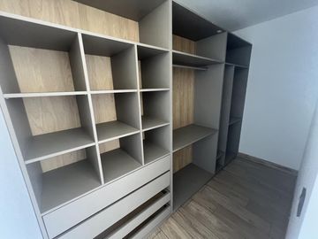 Casa en  Venta 4 dorm. al Río en el Yacht de Nordelta