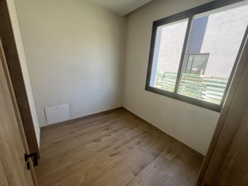 Casa en  Venta 4 dorm. al Río en el Yacht de Nordelta