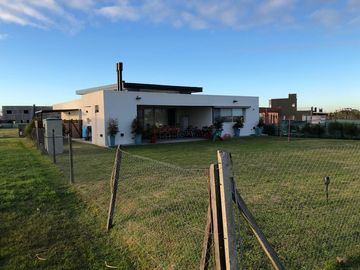 Casa en venta 5 Ambientes - El  Cantón