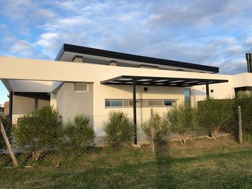 Casa en venta 5 Ambientes - El  Cantón