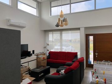 Casa en venta 5 Ambientes - El  Cantón