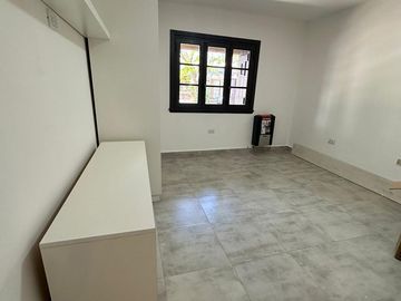 PH Chalet al frente en venta, zona San Juan, Mar del Plata.