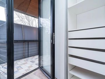 Departamento en venta - 1 Dormitorio 1 Baño - Cochera - 69.6Mts2 - Adrogué