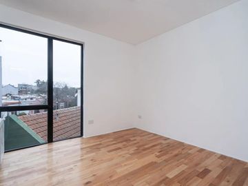Departamento en venta - 1 Dormitorio 1 Baño - Cochera - 69.6Mts2 - Adrogué
