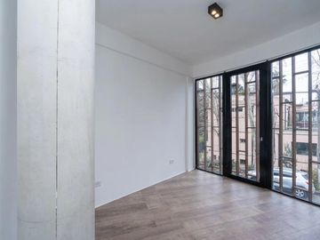 Departamento en venta - 1 Dormitorio 1 Baño - Cochera - 69.6Mts2 - Adrogué