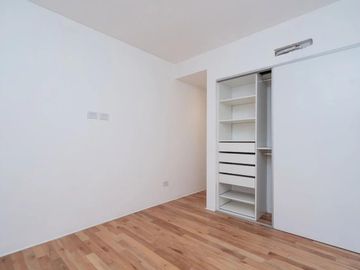 Departamento en venta - 1 Dormitorio 1 Baño - Cochera - 69.6Mts2 - Adrogué
