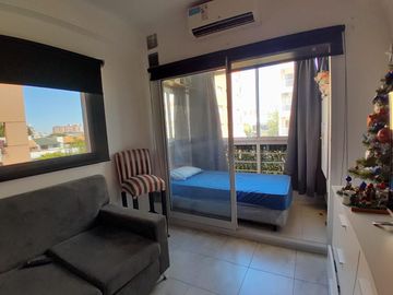 Departamento dos ambientes a la venta en Pinar de Wilde