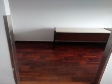 APTO CREDITO departamento 3 amb frente plaza san miguel calle Av. Pte. Perón 1621
