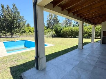 Casa en venta la horqueta de echeverria Canning