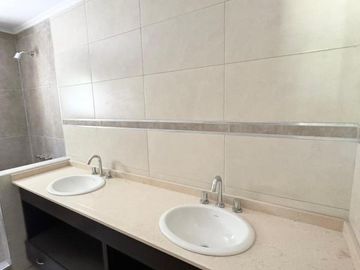 Casa en venta la horqueta de echeverria Canning