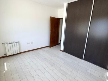 Casa en venta la horqueta de echeverria Canning