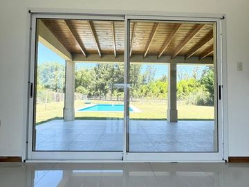 Casa en venta la horqueta de echeverria Canning