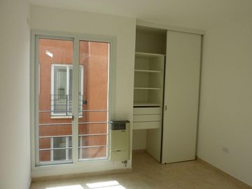 VENDO DEPARTAMENTO 1 DORM Y MEDIO EN CÓRDOBA CAPITAL!!