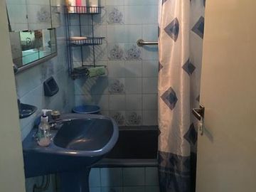 Chalet de 3 amb c/entrada de auto y jardín en José Mármol
