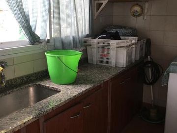 Chalet de 3 amb c/entrada de auto y jardín en José Mármol