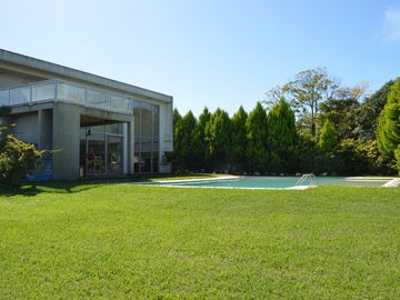 VENTA CASA HARAS ESCOBAR:  6 AMBIENTES- PISCINA CLIMATIZADA - B° ATARDECER