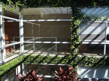 VENTA CASA HARAS ESCOBAR:  6 AMBIENTES- PISCINA CLIMATIZADA - B° ATARDECER