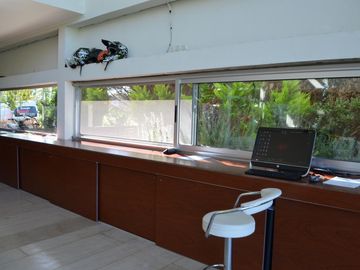 VENTA CASA HARAS ESCOBAR:  6 AMBIENTES- PISCINA CLIMATIZADA - B° ATARDECER