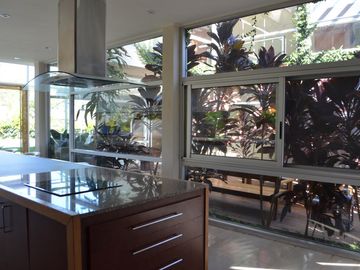 VENTA CASA HARAS ESCOBAR:  6 AMBIENTES- PISCINA CLIMATIZADA - B° ATARDECER
