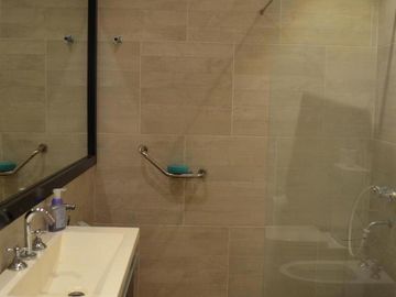 VENTA CASA HARAS ESCOBAR:  6 AMBIENTES- PISCINA CLIMATIZADA - B° ATARDECER