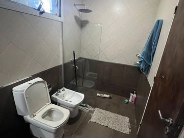 Venta Casa - 2 Dormitorios - Villa Parque Santa Ana