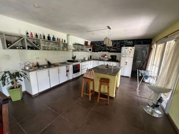 Venta Casa - 2 Dormitorios - Villa Parque Santa Ana