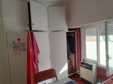 Excelente Piso sobre la Avda. en Escalada Centro fte al FCGR - Residencia Universitaria!!!