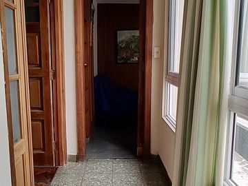 Excelente Piso sobre la Avda. en Escalada Centro fte al FCGR - Residencia Universitaria!!!