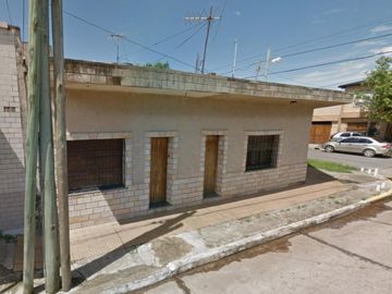 Casa VENTA - 3 dormitorios 2 bañso -70mts2 totales  - Berazategui